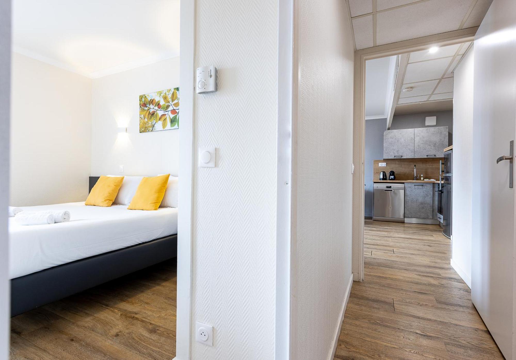 Star Of Life Apartment Courbevoie Ngoại thất bức ảnh