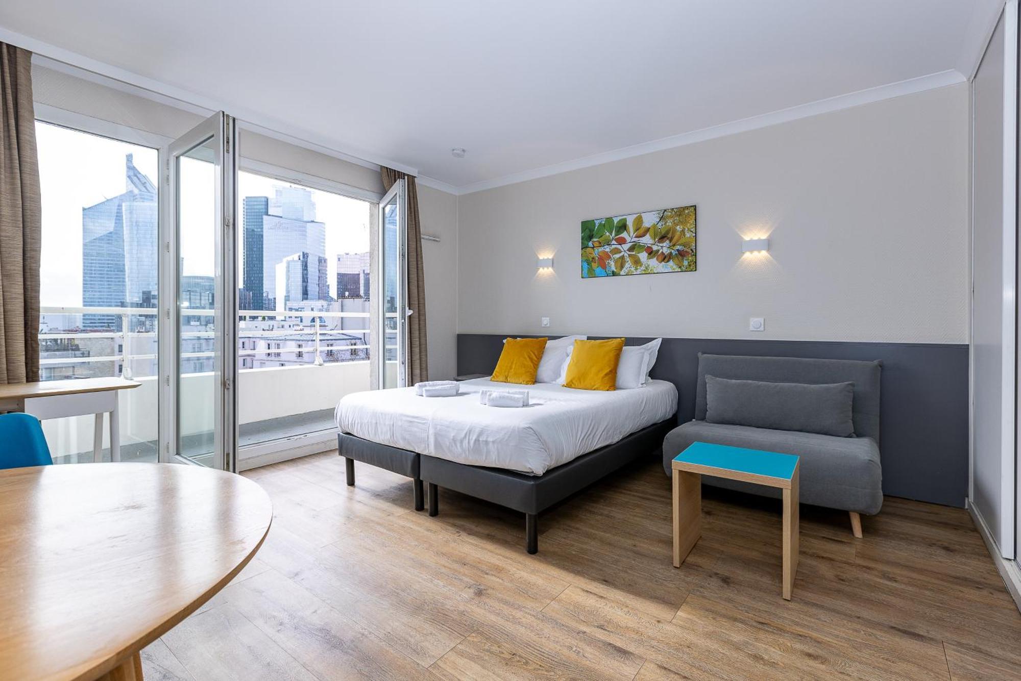 Star Of Life Apartment Courbevoie Ngoại thất bức ảnh