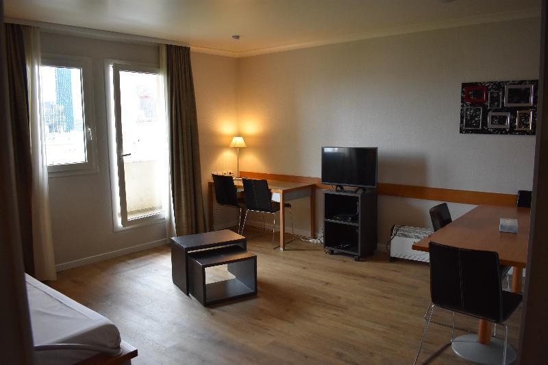 Star Of Life Apartment Courbevoie Ngoại thất bức ảnh
