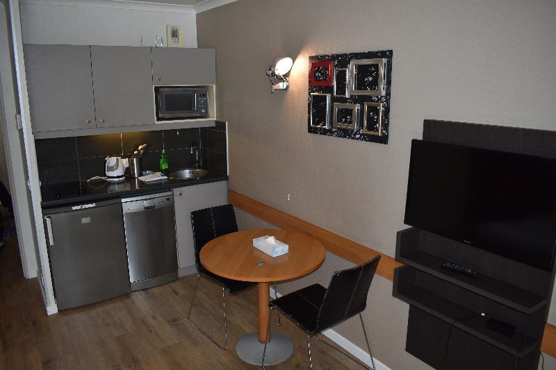 Star Of Life Apartment Courbevoie Ngoại thất bức ảnh